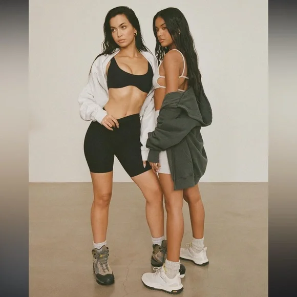 Joah Brown - Picture 3 of 9